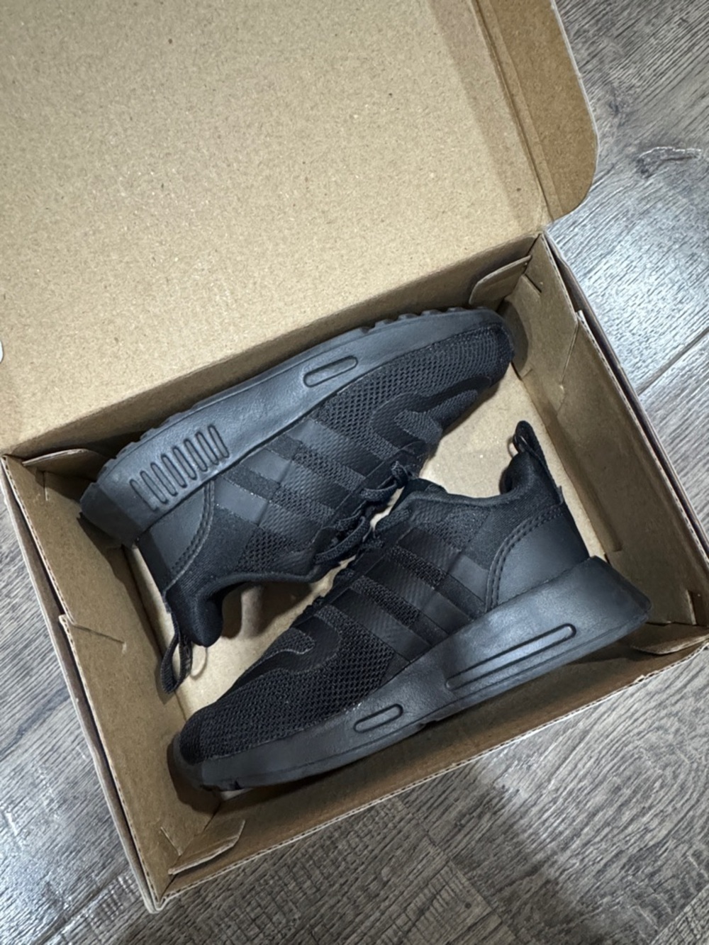 Adidas Black Toddler Sneakers Size 7 Triple Black Shoes - Picture 7 of 7